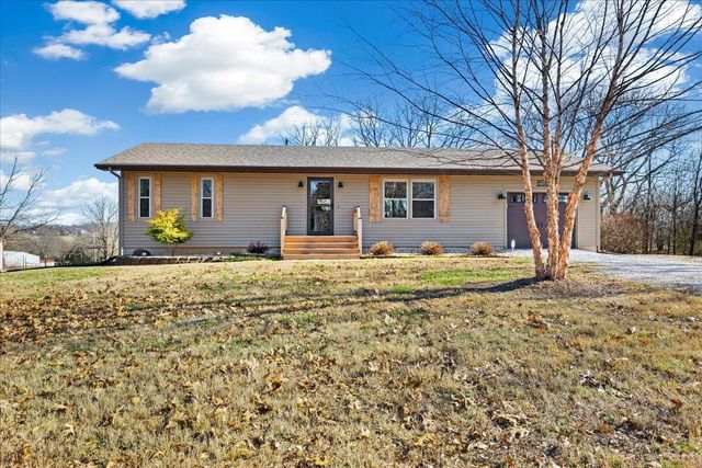 856 Hog Creek Road, Ozark, MO 65721