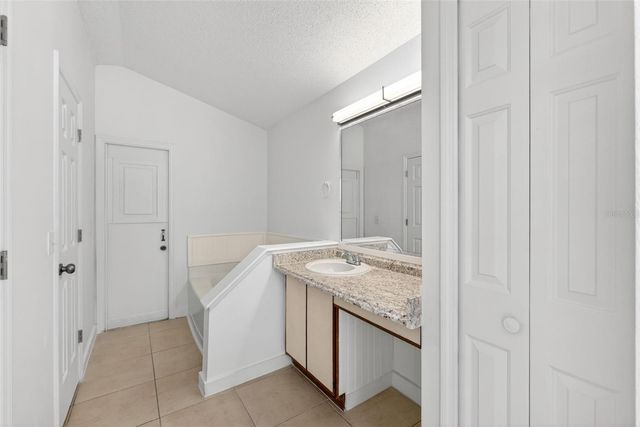 2346 QUEENSWOOD CIRCLE, Kissimmee, FL 34743