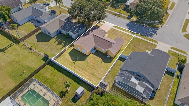 2346 QUEENSWOOD CIRCLE, Kissimmee, FL 34743