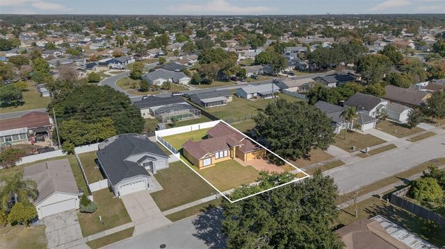 2346 QUEENSWOOD CIRCLE, Kissimmee, FL 34743