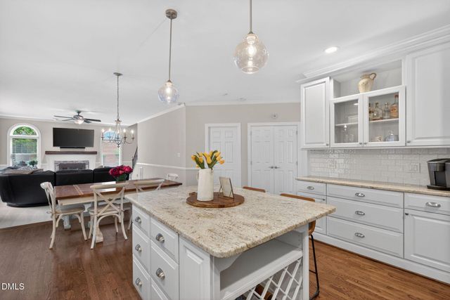 106 Aberson Court, Cary, NC 27519