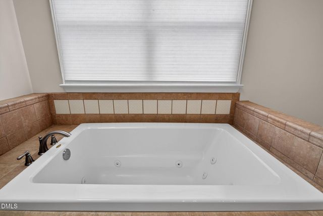 106 Aberson Court, Cary, NC 27519