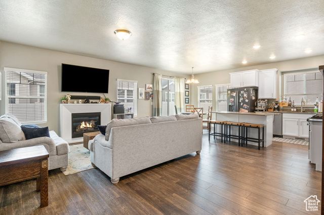 2319 N PENSTEMON WAY, Lehi, UT 84043