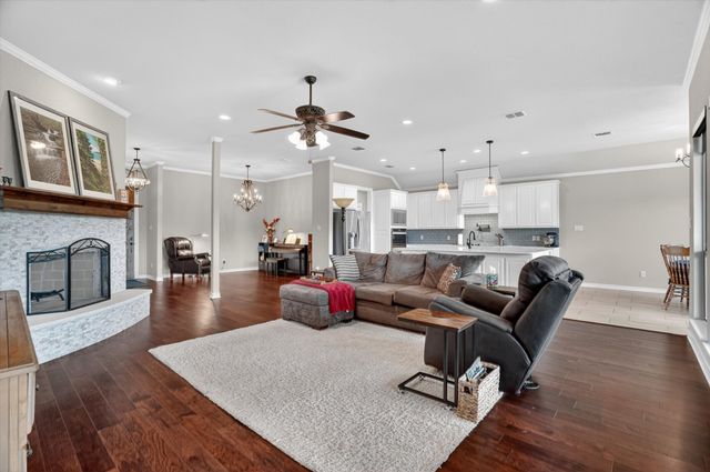 1032 Telford Trail, Crowley, TX 76036