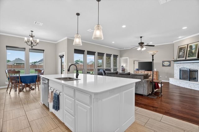1032 Telford Trail, Crowley, TX 76036