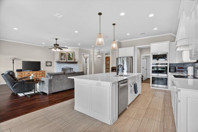 1032 Telford Trail, Crowley, TX 76036