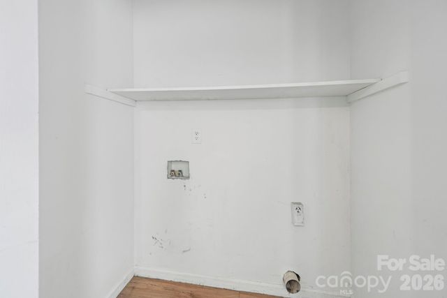 304 BELTON Avenue, Mount Holly, NC 28120