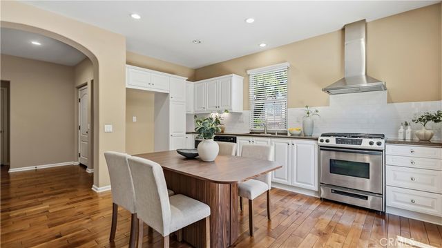 56 Pathway, Irvine, CA 92618