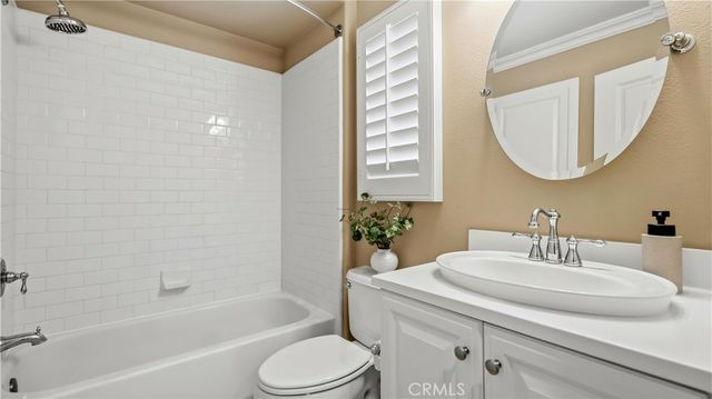 56 Pathway, Irvine, CA 92618