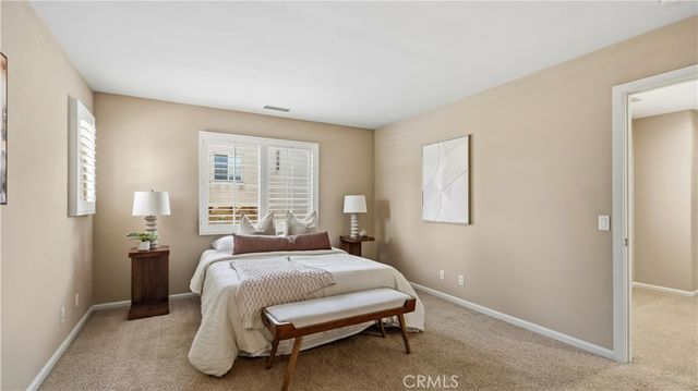 56 Pathway, Irvine, CA 92618