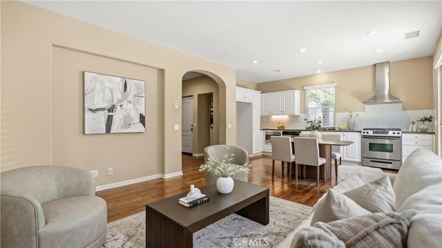 56 Pathway, Irvine, CA 92618
