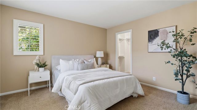 56 Pathway, Irvine, CA 92618