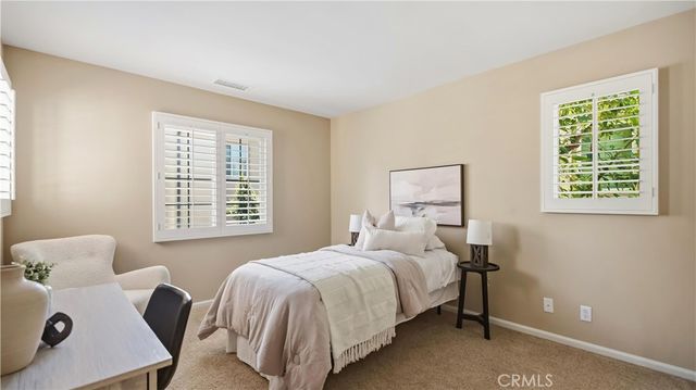 56 Pathway, Irvine, CA 92618