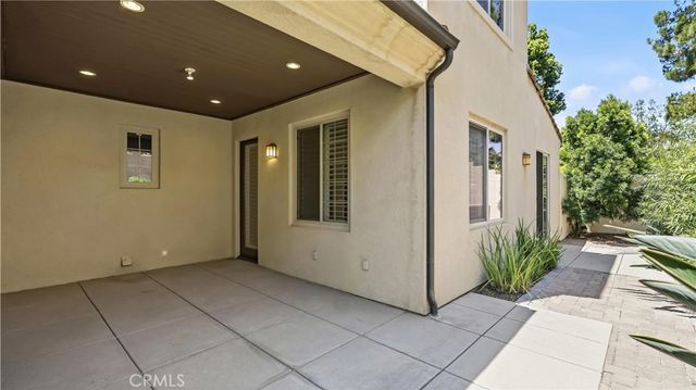 56 Pathway, Irvine, CA 92618