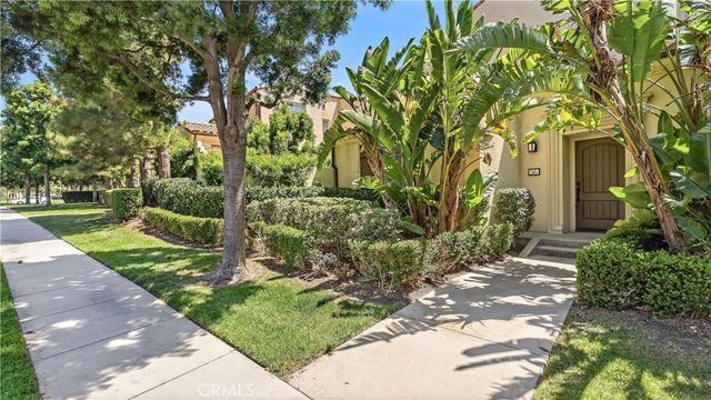 56 Pathway, Irvine, CA 92618