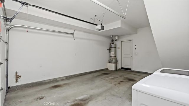 56 Pathway, Irvine, CA 92618