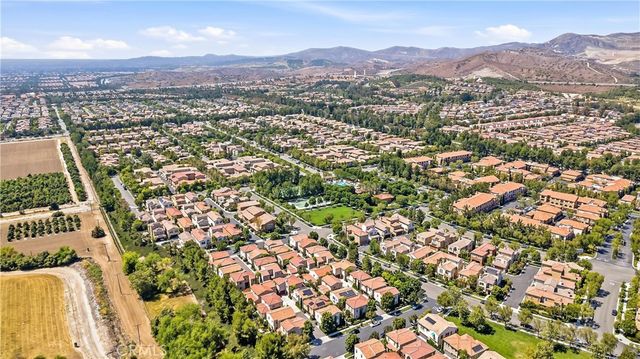 56 Pathway, Irvine, CA 92618
