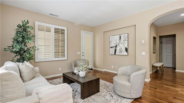 56 Pathway, Irvine, CA 92618