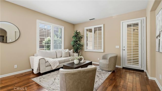 56 Pathway, Irvine, CA 92618