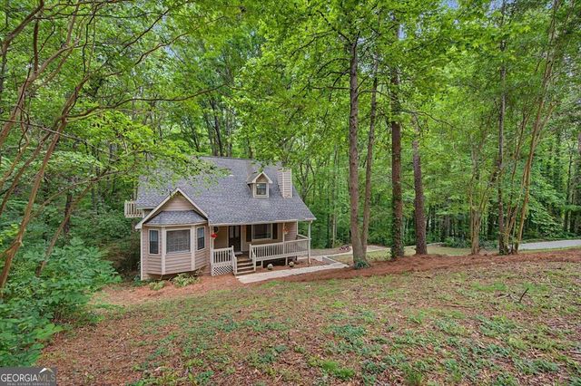 251 Paces Lakes Drive, Dallas, GA 30157