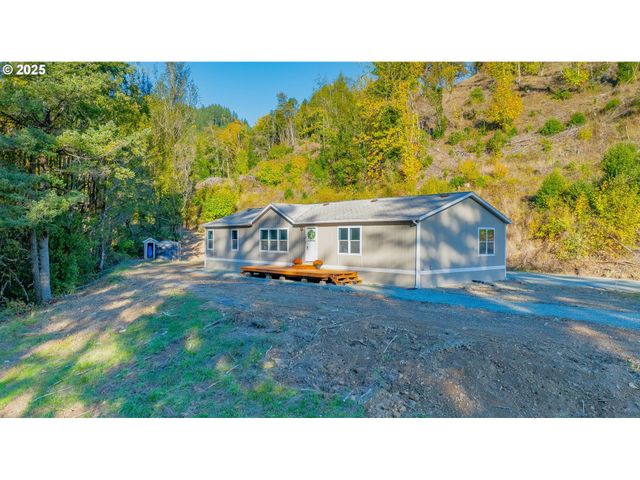 20191 HIGHWAY 42, Myrtle Point, OR 97458