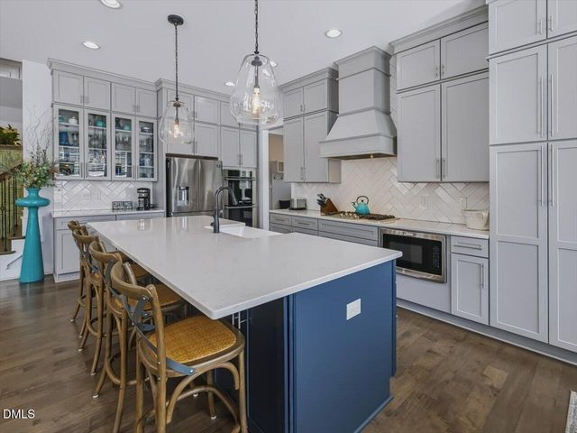 137 Treeline Court, Holly Springs, NC 27540