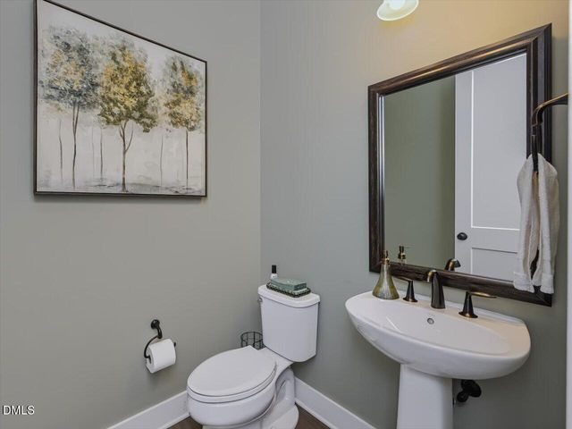 137 Treeline Court, Holly Springs, NC 27540