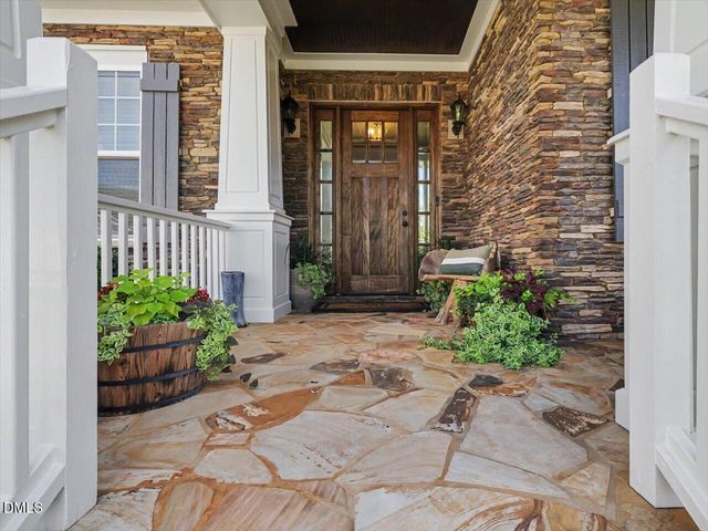 137 Treeline Court, Holly Springs, NC 27540