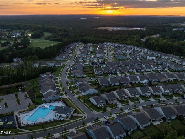 137 Treeline Court, Holly Springs, NC 27540