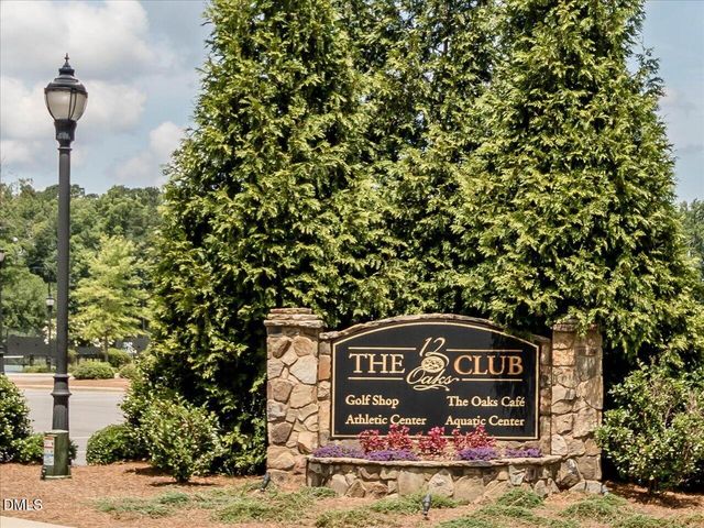 137 Treeline Court, Holly Springs, NC 27540