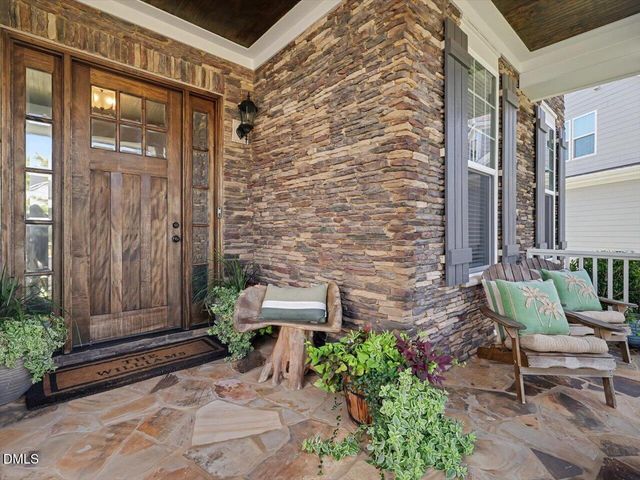 137 Treeline Court, Holly Springs, NC 27540