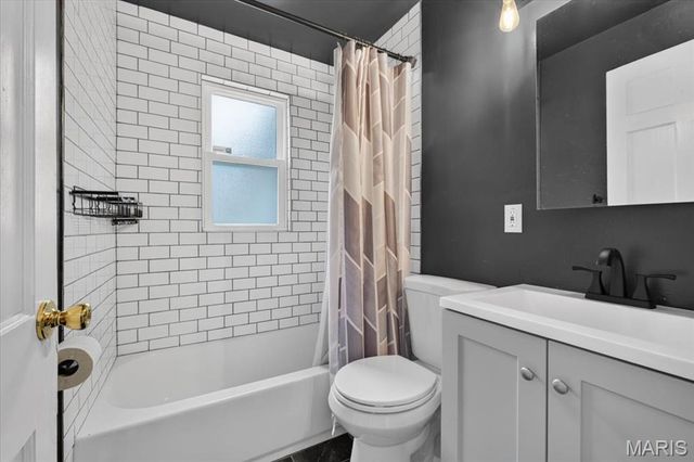 1971 Vinita Drive, St Louis, MO 63114