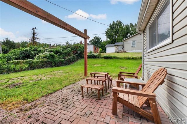 1971 Vinita Drive, St Louis, MO 63114