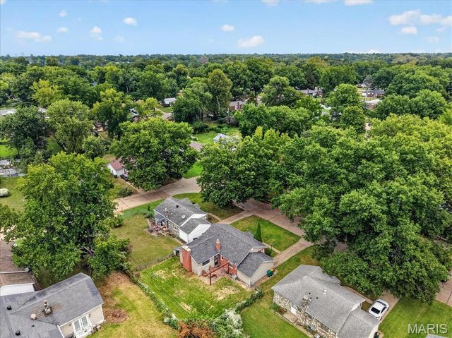 1971 Vinita Drive, St Louis, MO 63114