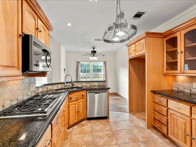 14856 Fm 59, Athens, TX 75751