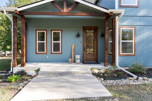 364 Twin Creek Drive, Azle, TX 76020