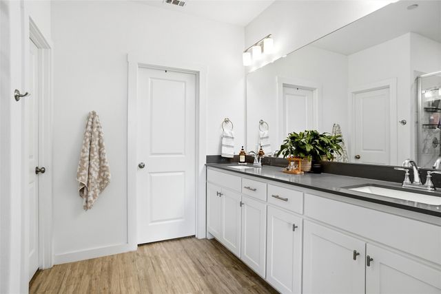 695 Vista Del Lago Drive, Lewisville, TX 75067