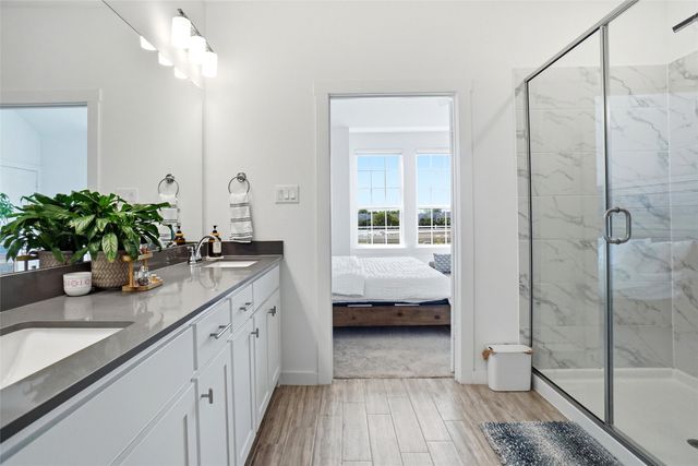 695 Vista Del Lago Drive, Lewisville, TX 75067