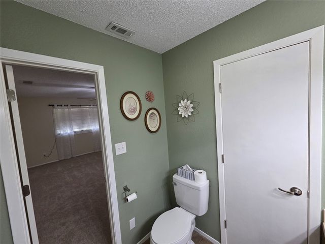 1104 W 13th, Bonham, TX 75418
