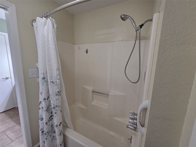 1104 W 13th, Bonham, TX 75418