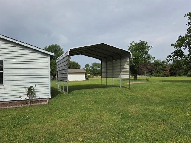 1104 W 13th, Bonham, TX 75418