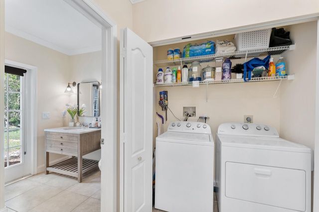 7617 Parkview Way, Coral Springs, FL 33065