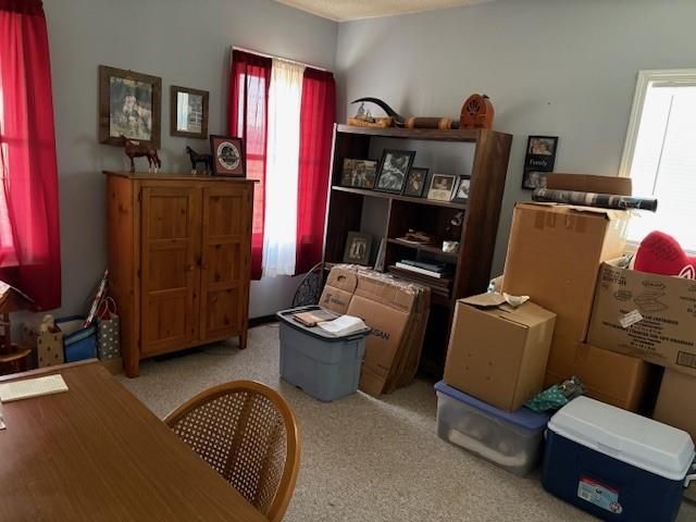 1734 24000 Road, Parsons, KS 67357