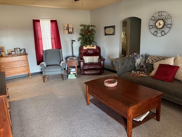 1734 24000 Road, Parsons, KS 67357