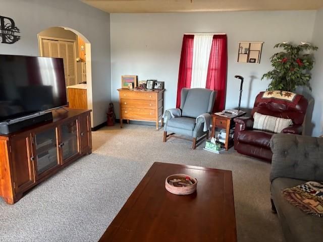 1734 24000 Road, Parsons, KS 67357