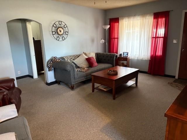 1734 24000 Road, Parsons, KS 67357