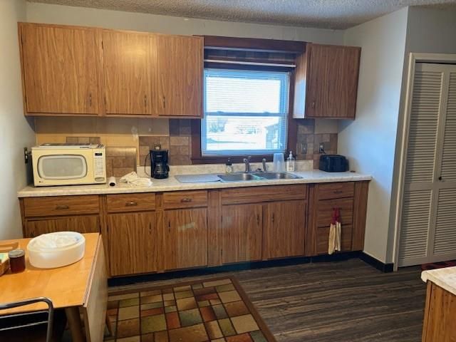 1734 24000 Road, Parsons, KS 67357