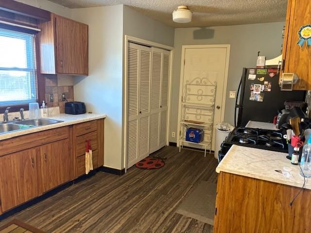 1734 24000 Road, Parsons, KS 67357