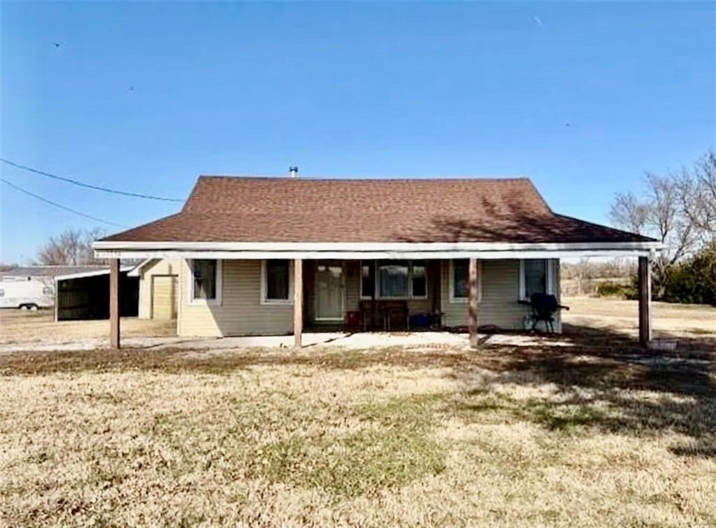 1734 24000 Road, Parsons, KS 67357