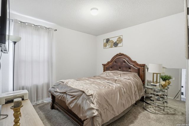 7131 Cozy Run, San Antonio, TX 78218